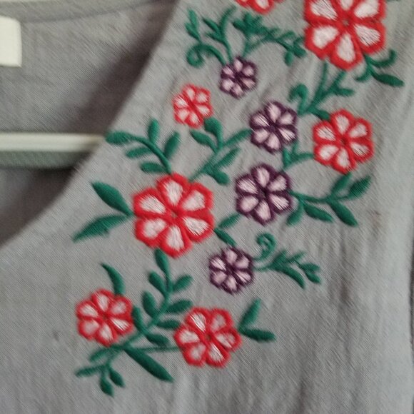 Velzera Floral Embroidered Peplum Peasant Cotton Blouse Large - Picture 7 of 11